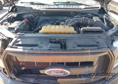 2016 Ford F-150 Xl z USA, uszkodzony, nr VIN 1FTMF1E81GFC02664